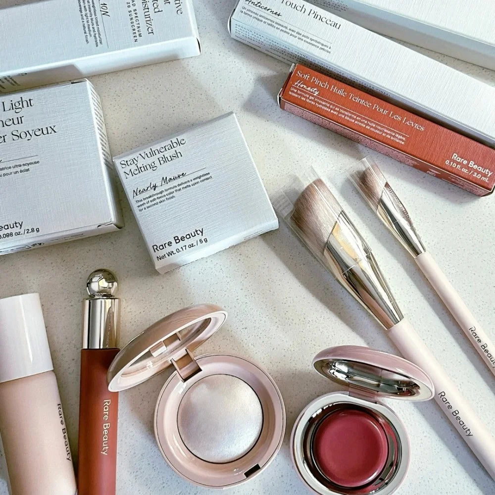 New Smooth Liquid Lip Gloss Hydrating Moisturizing Lasting Natural Bright Lightweight Nutrient Repair Tinted Lip Oil