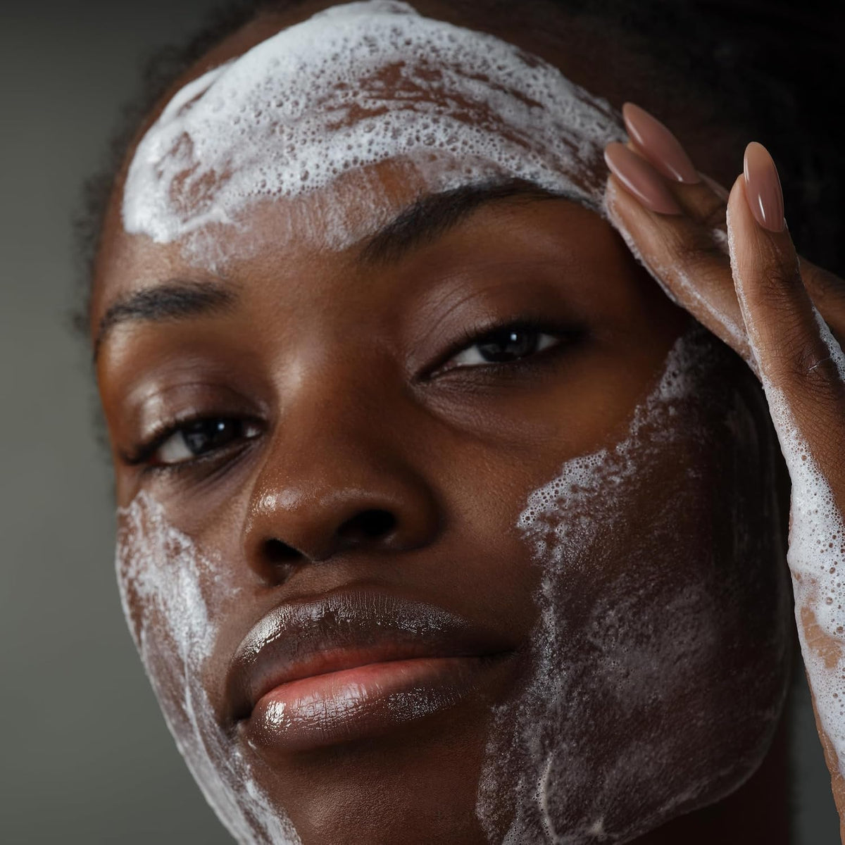 Unlock Radiant Skin with the Dermalogica Healthy Skin Discovery Kit - Your 4-Piece Travel Essential