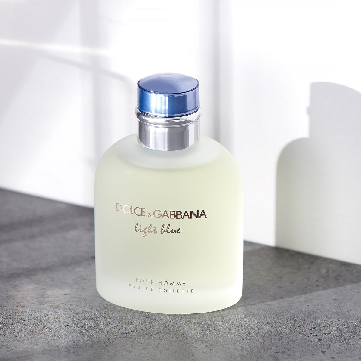 Experience the Essence of Sophistication with Light Blue Eau de Toilette for Men - 4.2 oz